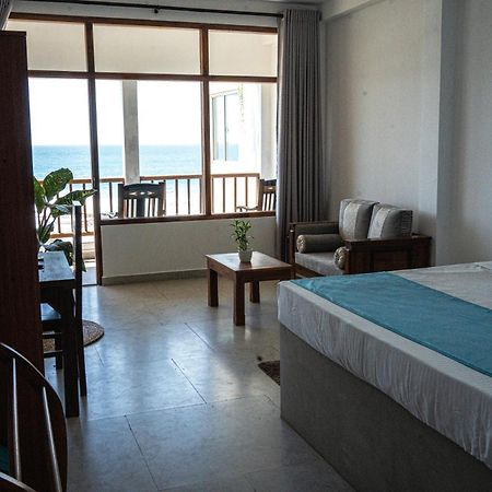 Cocos Hotel Midigama Kelet Kültér fotó